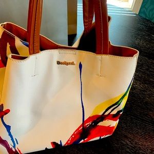 🎨 🎨 Super Fun Desigual Tote! 🎨 🎨